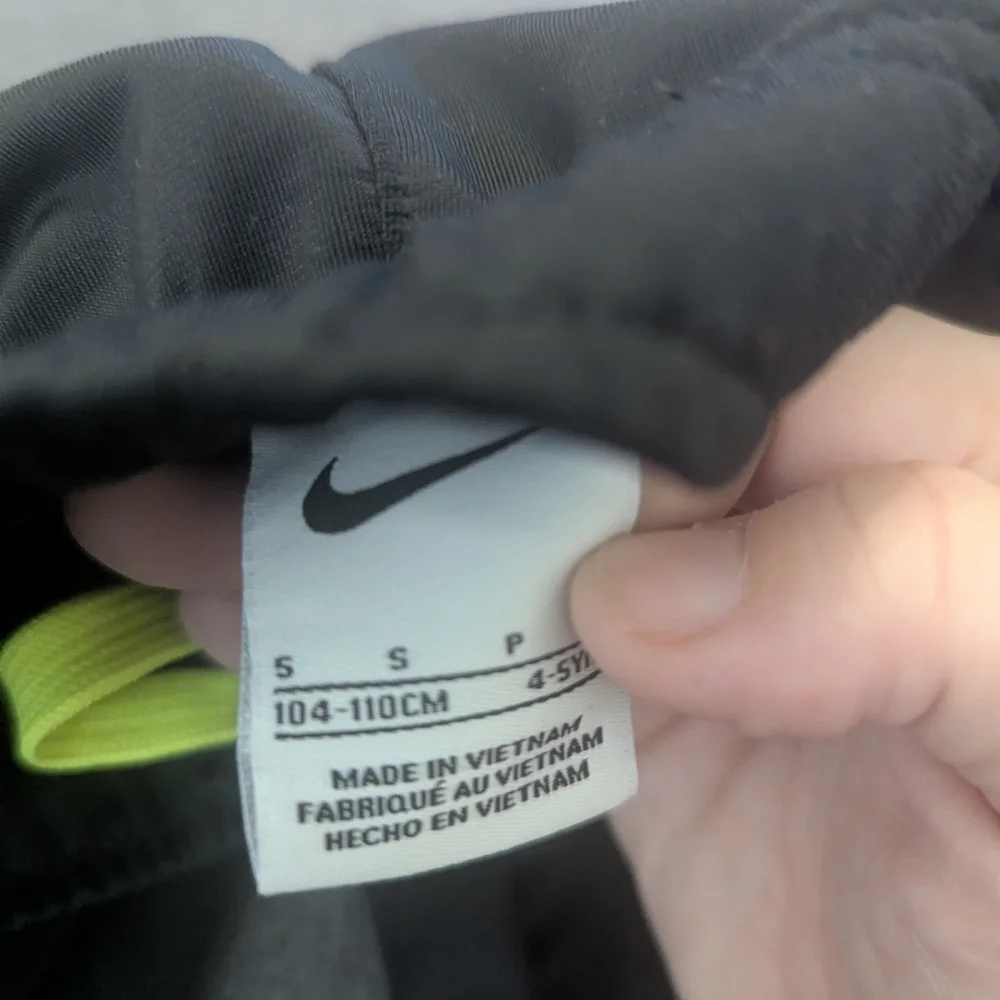 Nike Black and Lime Green Sportswear